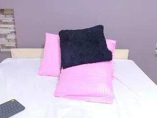 Offline lia_s on Flirt4Free