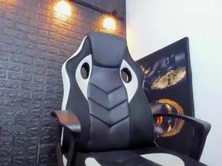 Freechat liam_dalton on Flirt4Free