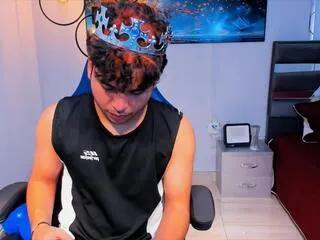 Offline lord_mackhenzy on Flirt4Free