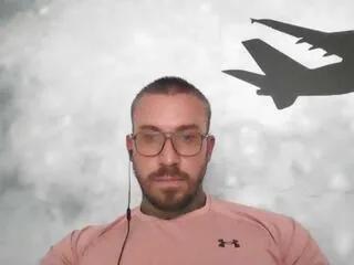 Freechat lucias_crawford on Flirt4Free