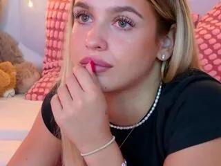 Offline maci_reynolds on Flirt4Free