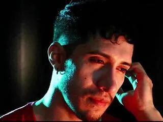 Freechat marcus_fenixxx on Flirt4Free