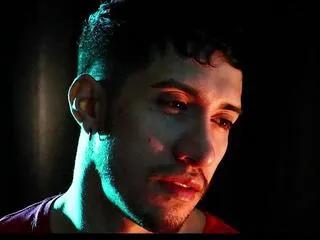 Freechat marcus_fenixxx on Flirt4Free