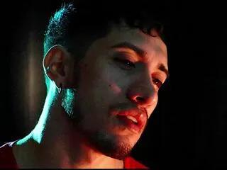Freechat marcus_fenixxx on Flirt4Free