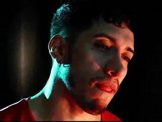 Freechat marcus_fenixxx on Flirt4Free