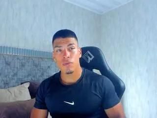 Offline max_mayers on Flirt4Free