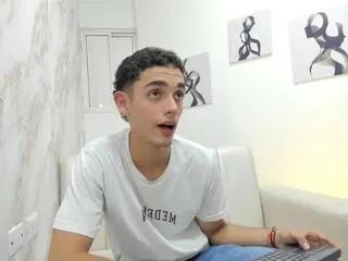 Offline nathan_shimmer on Flirt4Free