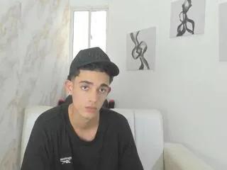 Offline nathan_shimmer on Flirt4Free