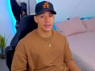 Offline nick_cartier on Flirt4Free