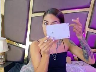 Freechat nicole_esposito on Flirt4Free