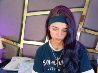 Freechat nicole_esposito on Flirt4Free