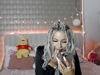 Offline nikki_alman on Flirt4Free