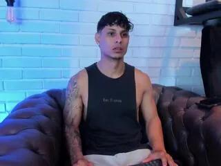 Offline noah_hunther on Flirt4Free