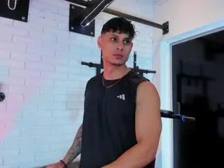 Offline noah_hunther on Flirt4Free