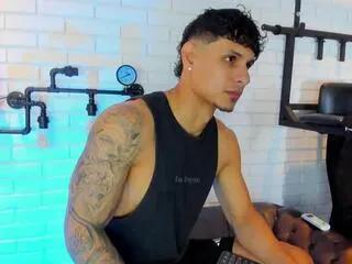 Offline noah_hunther on Flirt4Free