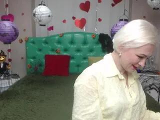 olivia_horst — Freechat on Flirt4Free