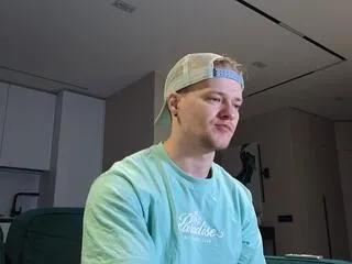 Offline pashka_x on Flirt4Free