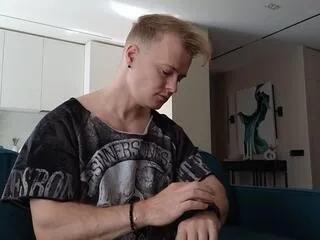 Offline pashka_x on Flirt4Free