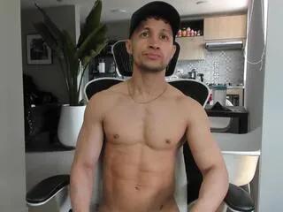 Offline paul_polo on Flirt4Free