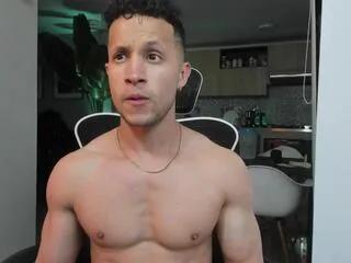 Offline paul_polo on Flirt4Free