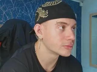 Offline paul_thompson on Flirt4Free