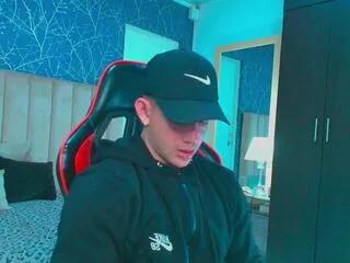 Offline paul_thompson on Flirt4Free