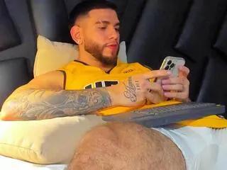 Offline robert_croy on Flirt4Free