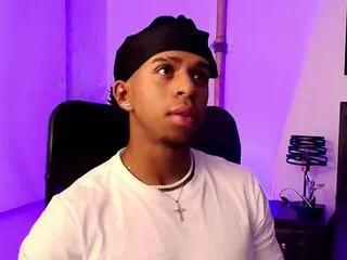 Offline romeo_kiing on Flirt4Free