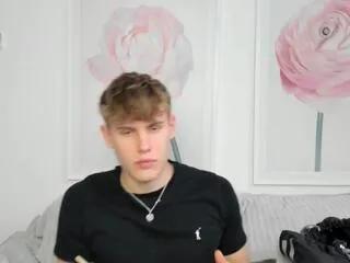 Freechat russ_madison on Flirt4Free