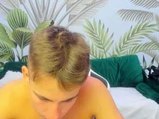 Freechat simeon_krayev on Flirt4Free