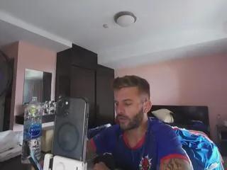 Offline slivester_stallion on Flirt4Free