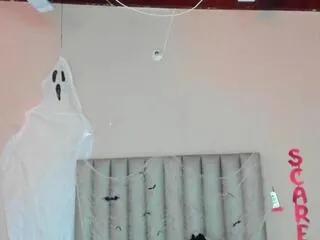 Offline tessa_thomp on Flirt4Free