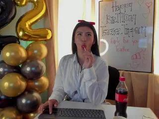 Offline tiffany_moretti on Flirt4Free