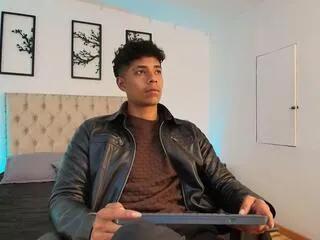 Offline victory_casuss on Flirt4Free