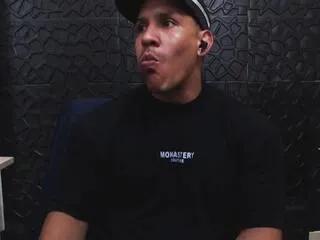 Offline viktor_herrera on Flirt4Free