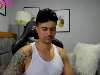 Offline wext on Flirt4Free