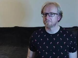 Offline xavii_day on Flirt4Free