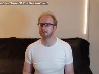 Offline xavii_day on Flirt4Free