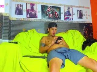 Offline zac_gray on Flirt4Free