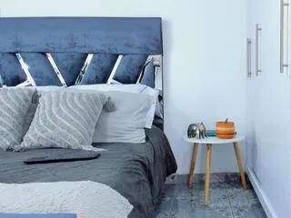 Offline zack_froone on Flirt4Free