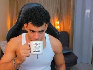 Offline zaiden_klein on Flirt4Free