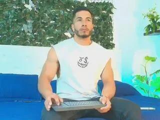 Offline zane_maverick on Flirt4Free