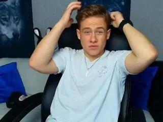 Offline zeke_carter on Flirt4Free