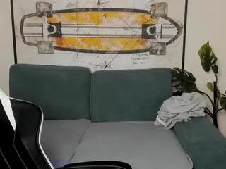 Offline zeke_carter on Flirt4Free