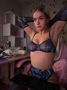 Freechat -Sexy_Barbie- on StripChat