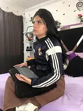 Freechat 1lovelygirls on StripChat