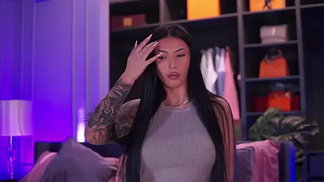 Freechat AishaaDevoe on StripChat