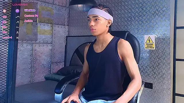 Freechat AlanCutee on StripChat