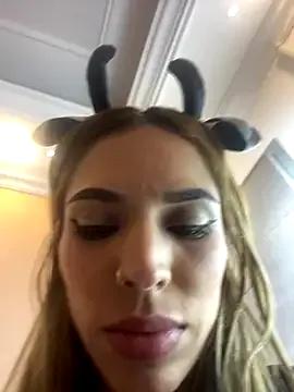 Freechat ambarsorachi on StripChat