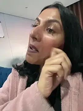 Freechat BigBootyButter on StripChat